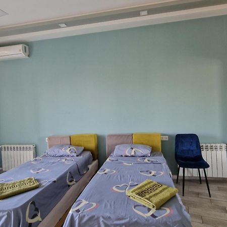 Puzzle Space Hostel Yerevan Luaran gambar