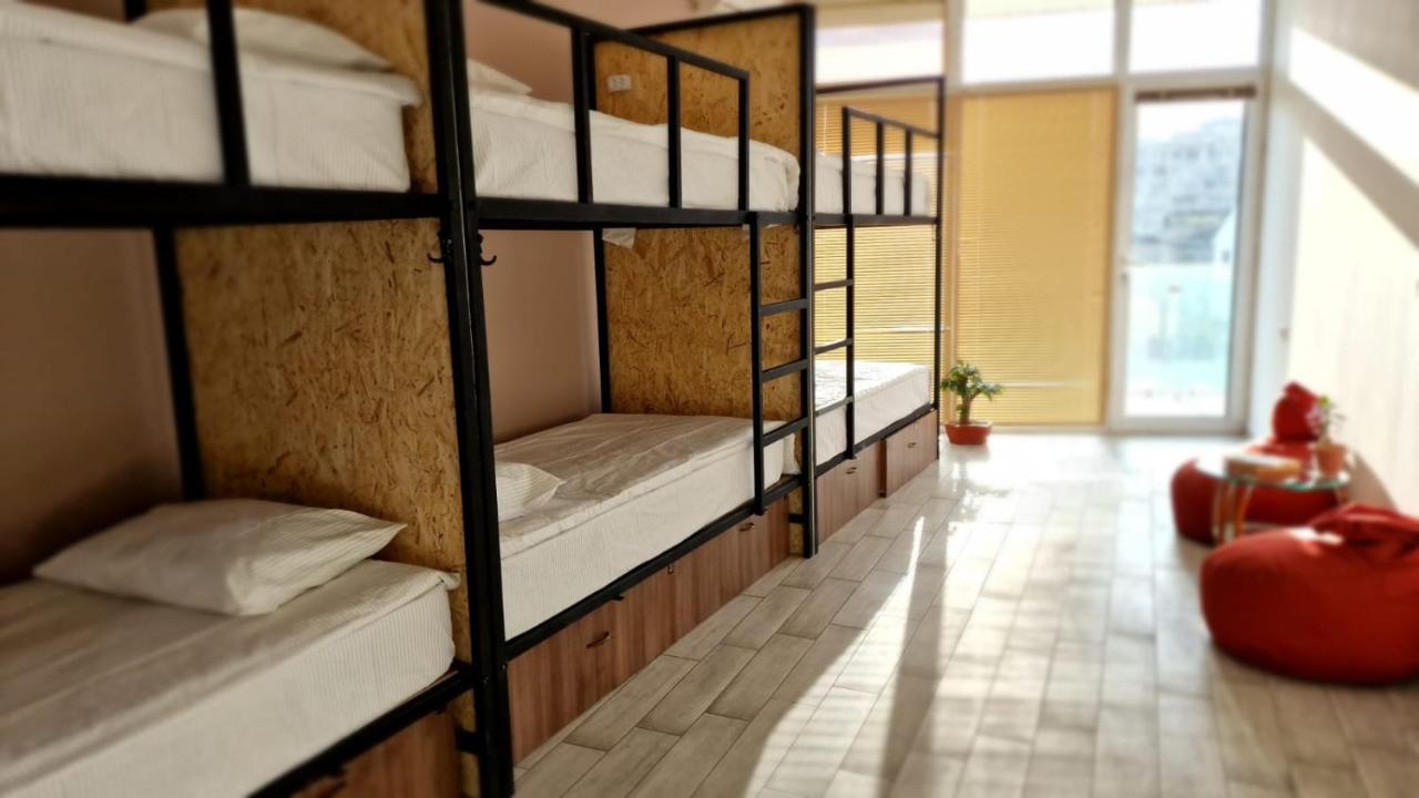 Puzzle Space Hostel Yerevan Luaran gambar
