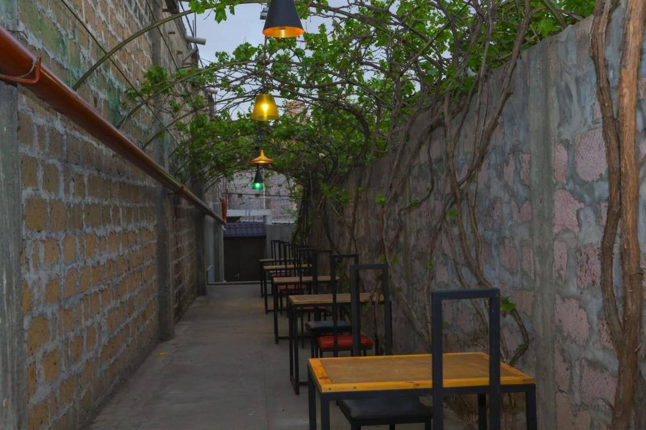 Puzzle Space Hostel Yerevan Luaran gambar