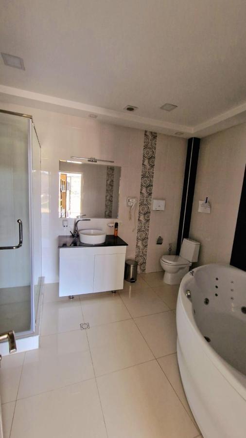 Puzzle Space Hostel Yerevan Luaran gambar