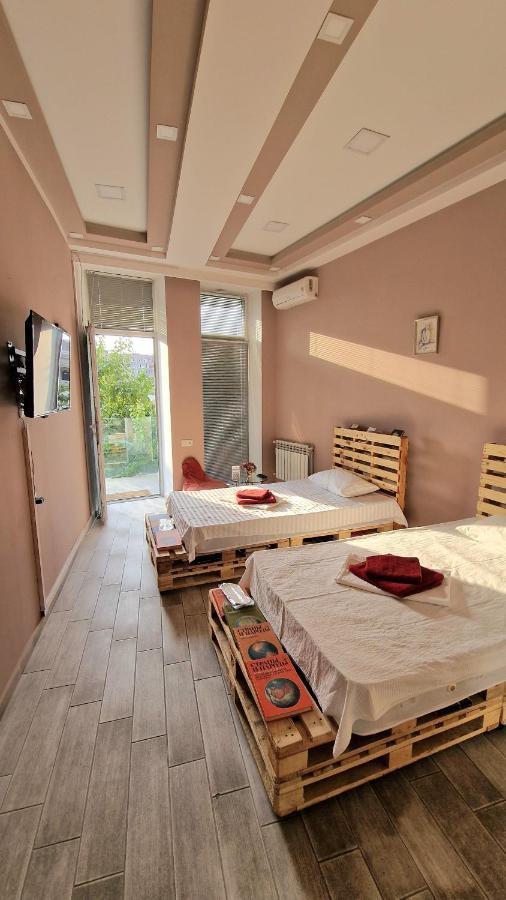 Puzzle Space Hostel Yerevan Luaran gambar