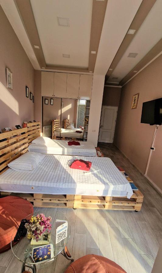 Puzzle Space Hostel Yerevan Luaran gambar