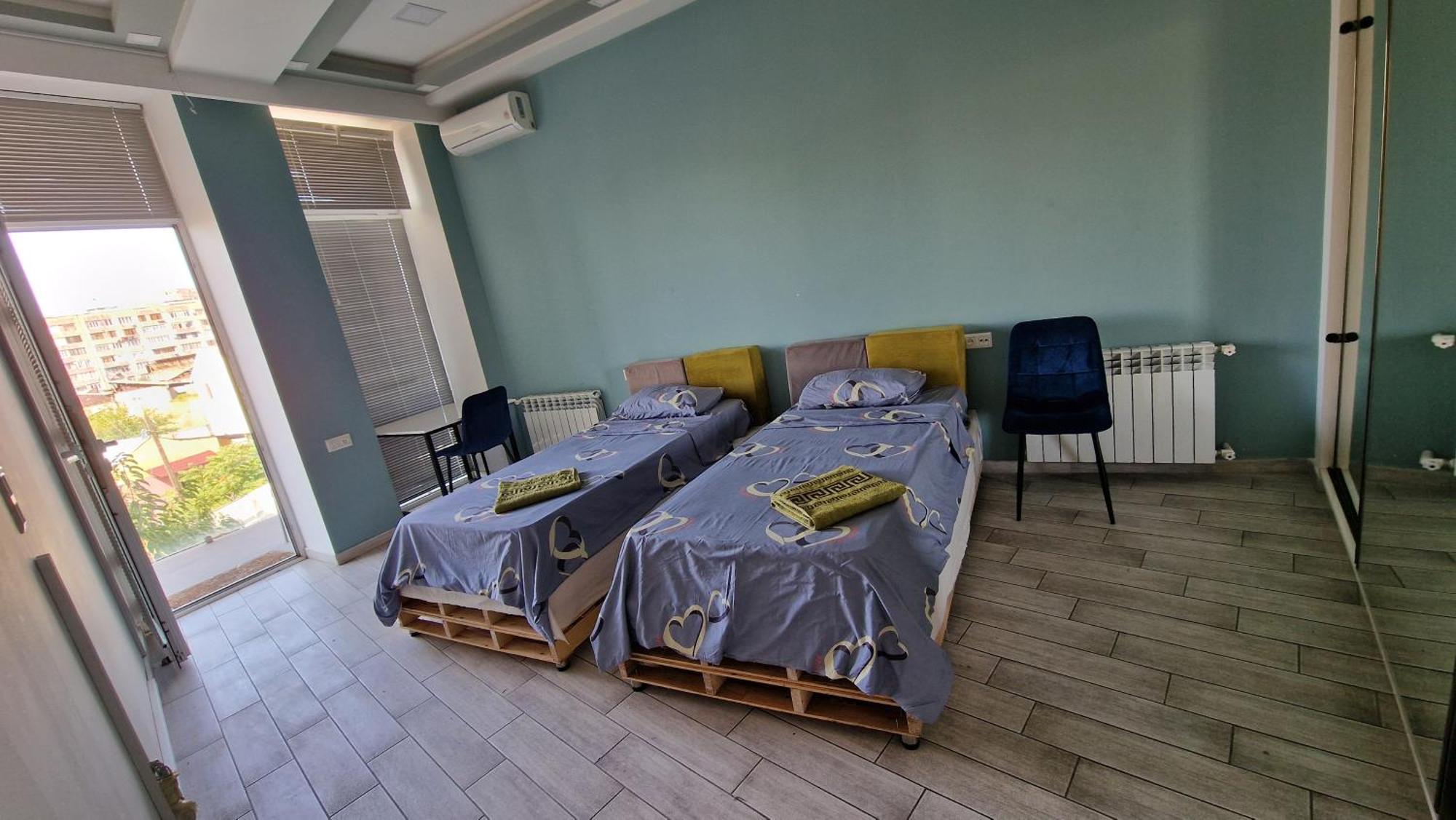 Puzzle Space Hostel Yerevan Luaran gambar